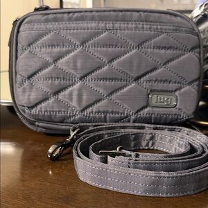 Lug Roundabout Heathered Gray Crossbody Bag 💯Hard to find!